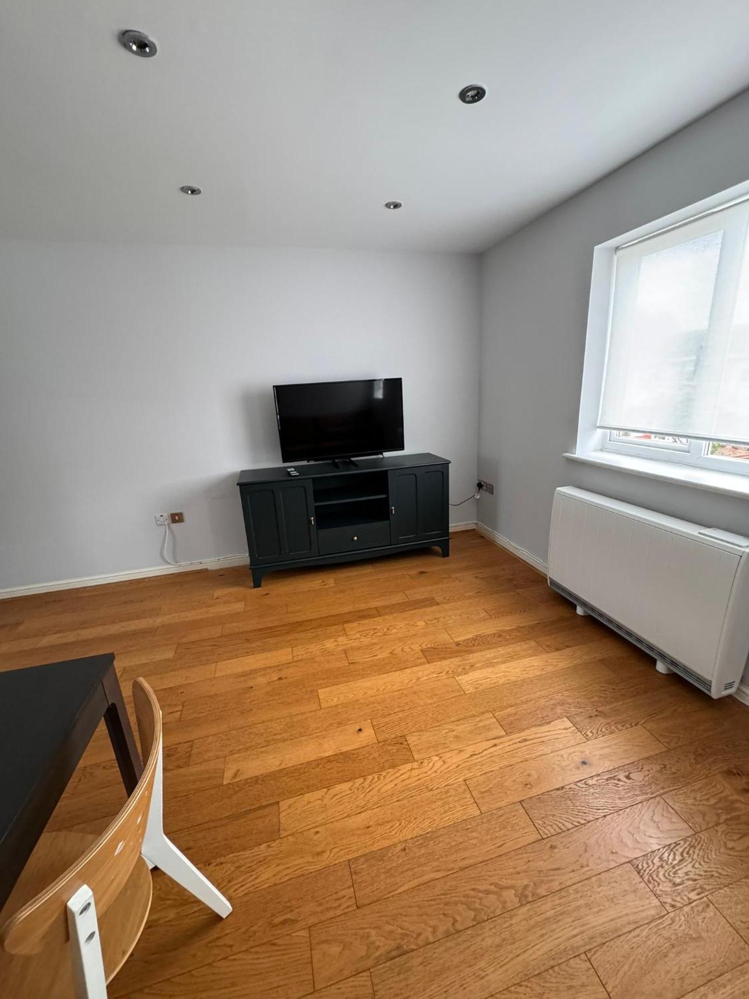2-Bedroom Flat Walking Distance To Excel London - Perfect Location! Dış mekan fotoğraf