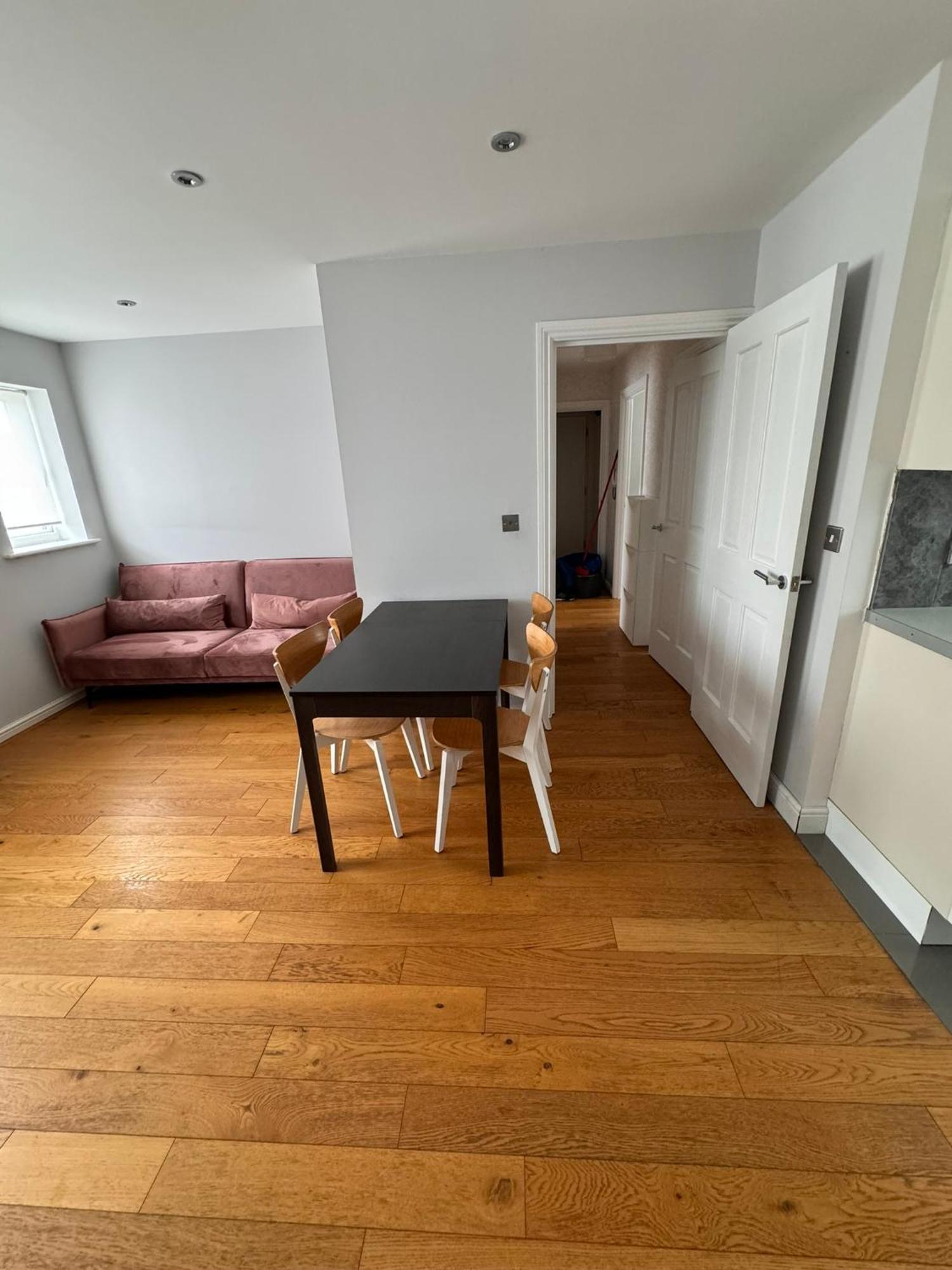 2-Bedroom Flat Walking Distance To Excel London - Perfect Location! Dış mekan fotoğraf