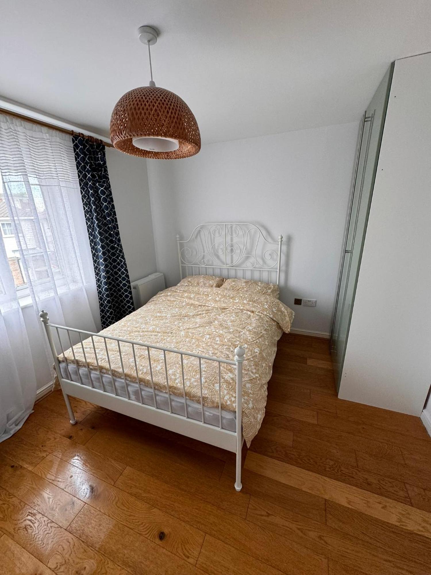 2-Bedroom Flat Walking Distance To Excel London - Perfect Location! Dış mekan fotoğraf